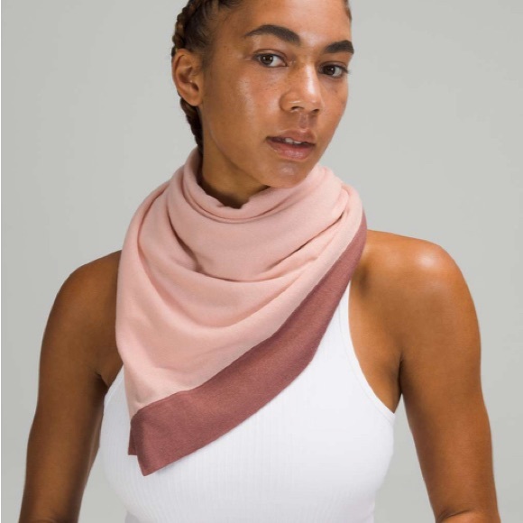 Lululemon lightweight, knit, poncho, scarf, wrap, cashmere new - Picture 3 of 8